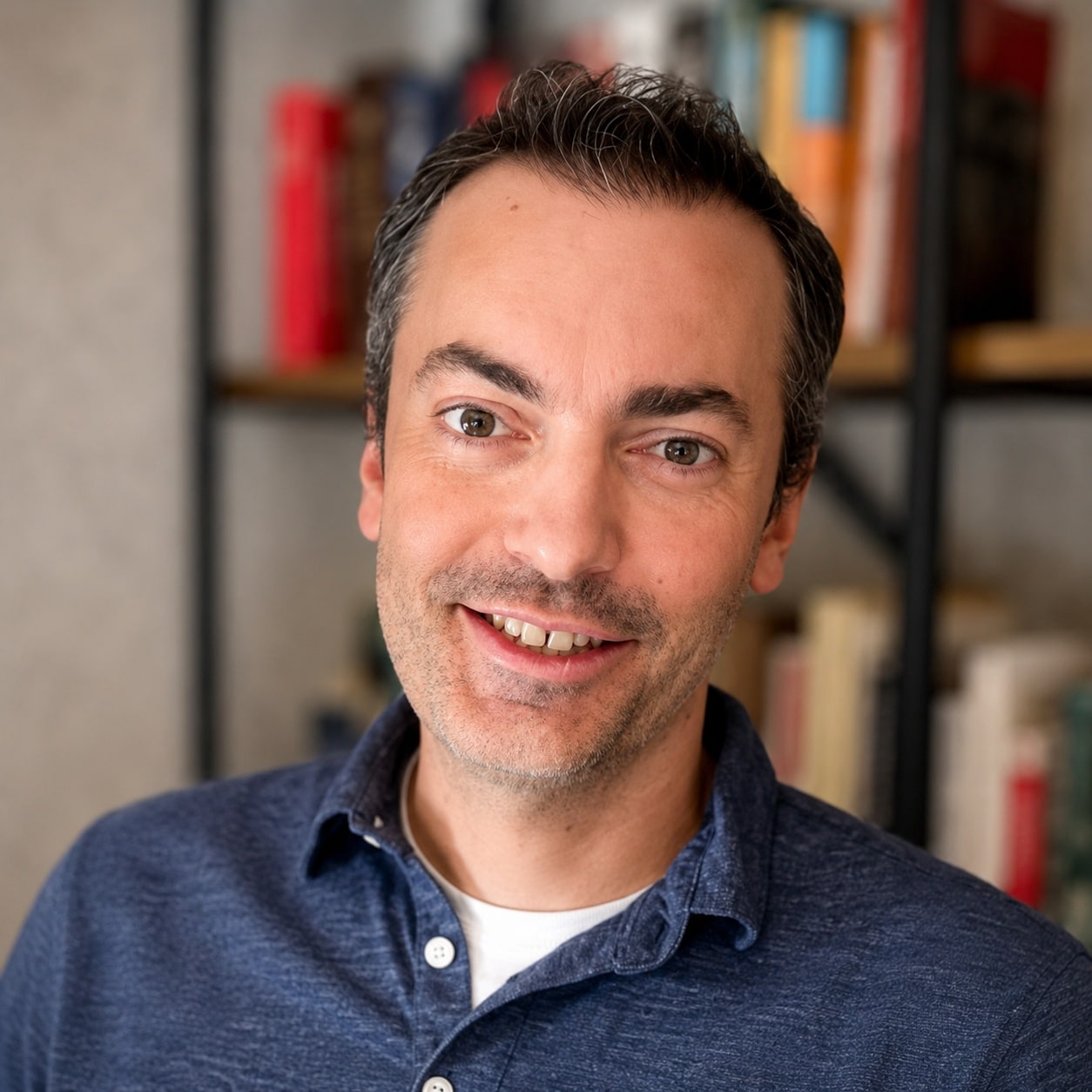 Portrait of Rob Howard, Founder of Innovating with AI